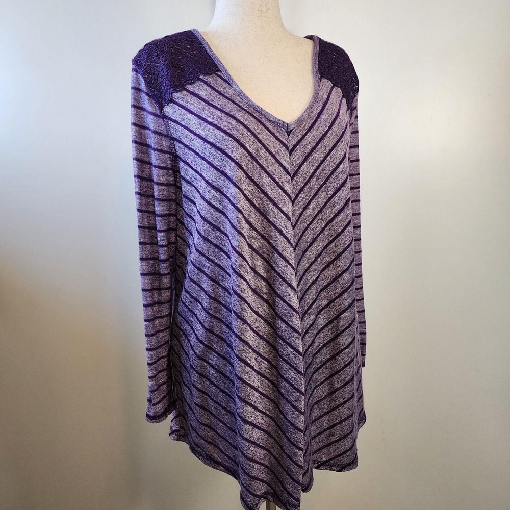 3X purple flattering stripes long sleeve v-neck top, crochet details